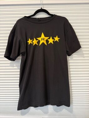 Rogue Black Short-Sleeve Tee with Yellow Star Row